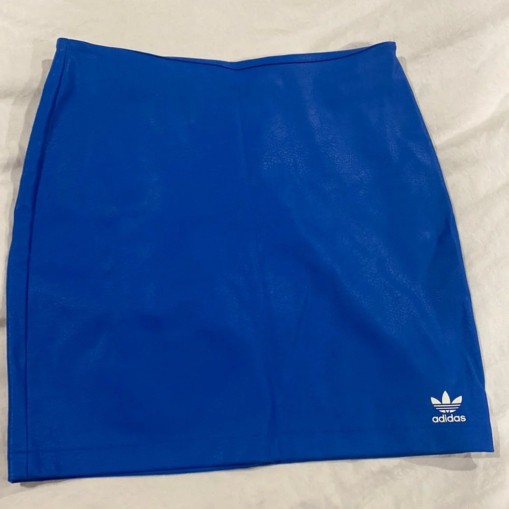 New Adidas faux leather blue mini skirt zipper 34 - Picture 1 of 6